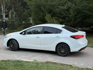 Kia: Kia K3: 1.6 l | 2017 il Sedan — 3