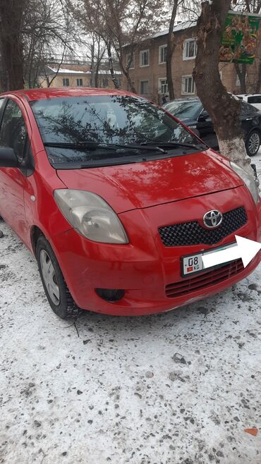 таета серф: Toyota Yaris: 2008 г., 1 л, Механика, Бензин, Седан