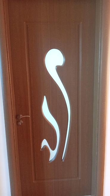 Qapılar və aksessuarlar: MDF interyer qapı – şüşəli dekorativ model - Material: ağac — 1
