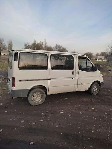 ролик на спринтер: Ford Transit: 2000 г., 2.5 л, Дизель, Фургон — 3