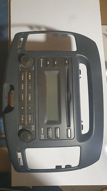 maqintafon kalonkalari: Hyundai Elantra HD 2007–2009 orijinal maqnitola və çərçivəsi (üstündən — 1
