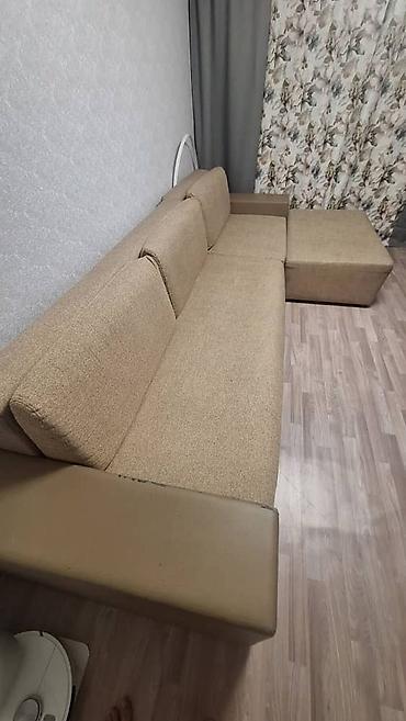 Прямые диваны: Прямой диван, Б/у — 4