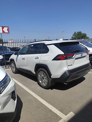 атбашы авто: Toyota RAV4: 2021 г., 2.5 л, Автомат, Бензин, Кроссовер — 2