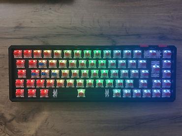 Elektronika: Rampage Yoru Mini Pro RGB mexaniki gaming klaviatura satılır. Cəmi 3 — 3