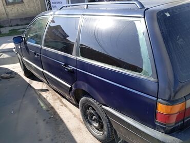 Volkswagen: Volkswagen Passat: 1989 г., 1.8 л, Бензин, Универсал