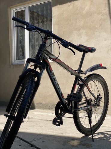 Скоростной велосипед «Laux” в хорошем состоянии (б/у) покрышки новые