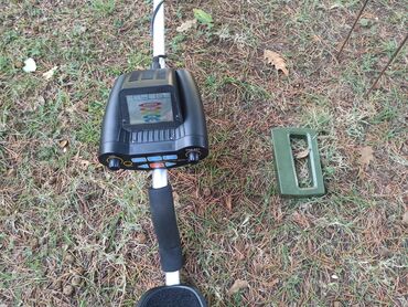Ostali proizvodi za sport i razonodu: Skoro nov metal-detektor, po mojim saznanjima veoma dobar, rasklopiv — 2
