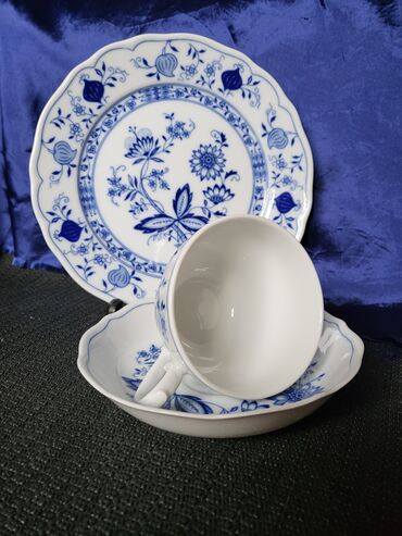 Kuhinjski setovi: Set 1940g+ Tirschenreuth porcelan,pravi kobalt Bavaria. Set je na lalafo.rs — 3 Kuhinjski setovi: Set 1940g+ Tirschenreuth porcelan,pravi kobalt Bavaria. Set je — 3