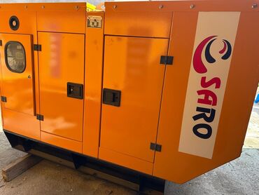Сухие строительные материалы: Sarı rəngdə, Saro markalı generator. Bu generator elektrik enerjisi