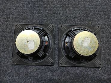 Zvučnici i stereo sistemi: Basevi heco kockasti 6 oma Dimenzija 167 x 167 mm Za ugradnu rupu — 3