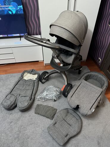 купить коляску в польше бу: Коляска, цвет - Серебристый, Б/у