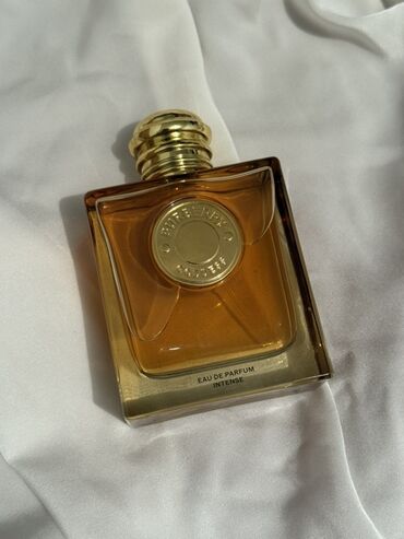 спортивные витамины для мужчин: Burberry Goddess (оригинал, тестер, Франция) Цена: 7500 сом 💫 Продаю