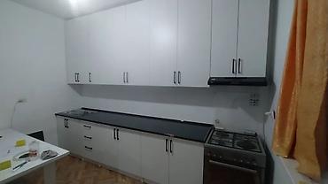 Кухонные гарнитуры: Кухонный гарнитур, цвет - Серый, Пластик — 13