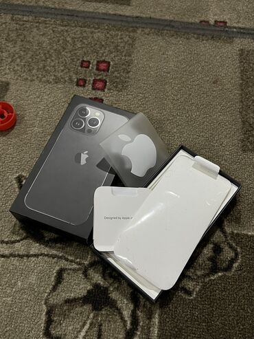 Apple iPhone: IPhone 13 Pro, Б/у, 128 ГБ, Graphite, Зарядное устройство, Чехол, Кабель, 77 %