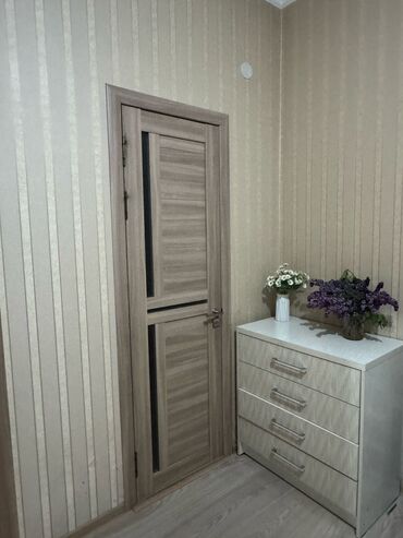 квартира 1 комнатная долгосрочная: 1 комната, 45 м², Индивидуалка, 4 этаж
