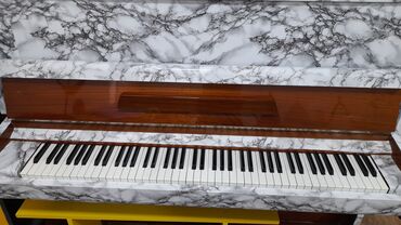 Pianolar: Idyal vezyetdedi Tecilii satlirr