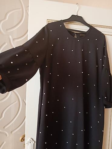 veçer donları: Qara rəngli, incə mirvari aplikasiyalı şıq don. - Model: A-kəsim — 2