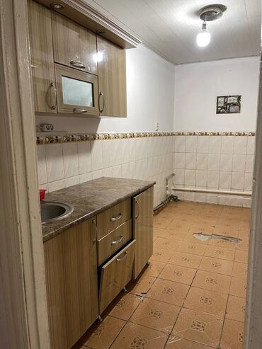 аренда домов аламедин 1: 80 м², 3 комнаты, Подвал, погреб, Забор, огорожен