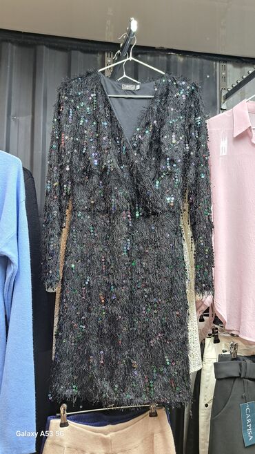 Повседневные платья: Женская одежда — подборка моделей 1) Вязаный кардиган бежевого цвета — 8