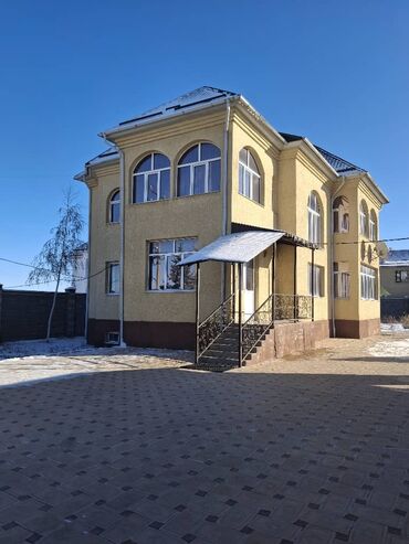 сдам частный дом без посредников рядом просп жибек жолу бишкек: Дом, 280 м², 6 комнат, Агентство недвижимости, Евроремонт