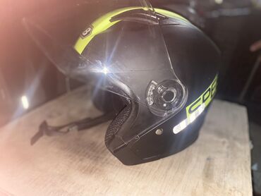 шлем для лыж: Продается мотошлем плюс перчатки новые