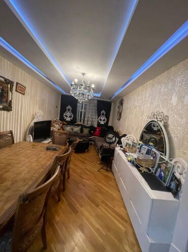 Yeni tikili: Bakıxanov qəs., 3 otaqlı, Yeni tikili, m. Qara Qarayev, 114 kv. m — 2