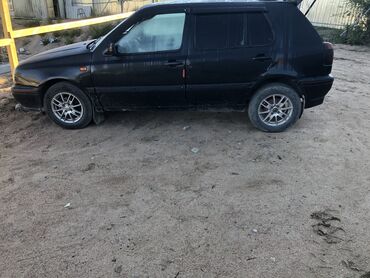 голф 3 балыкчы: Volkswagen Golf: 1993 г., 1.8 л, Механика, Бензин, Хэтчбэк