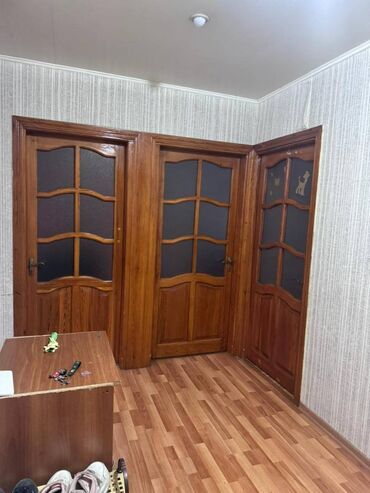 Uzunmüddətli kirayə mənzillər: Yasama rayonu,Yeni yasamal,Qismət şadlıq sarayı tərəfə qalxanda,9 — 8