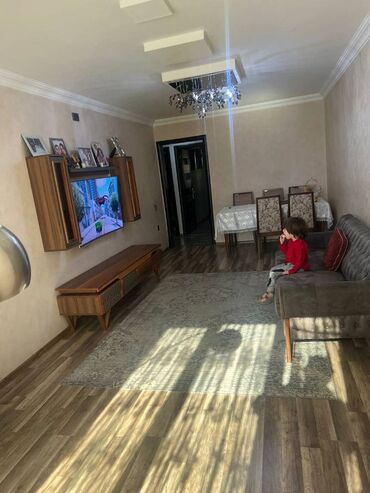 Köhnə tikili: Bakı, 3 otaqlı, Köhnə tikili, m. Neftçilər, 85 kv. m — 1