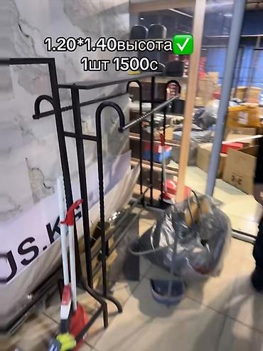 Стеллажи: Оборудование для магазина одежды: - Напольное зеркало в металлической — 7