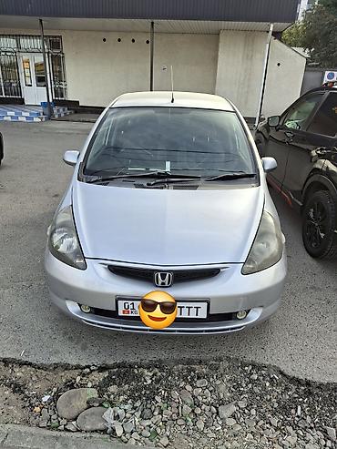 roewe er6: Honda Fit: 2002 г., 1.3 л, Автомат, Бензин, Хэтчбэк — 1
