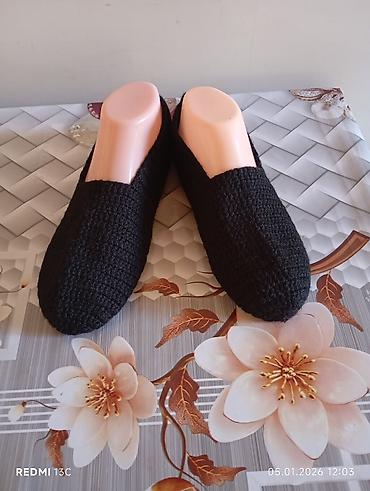 corab satışı: Toxunma kişi corabı satılır Çatdırma var Whatsapp aktivdir istəyən — 2