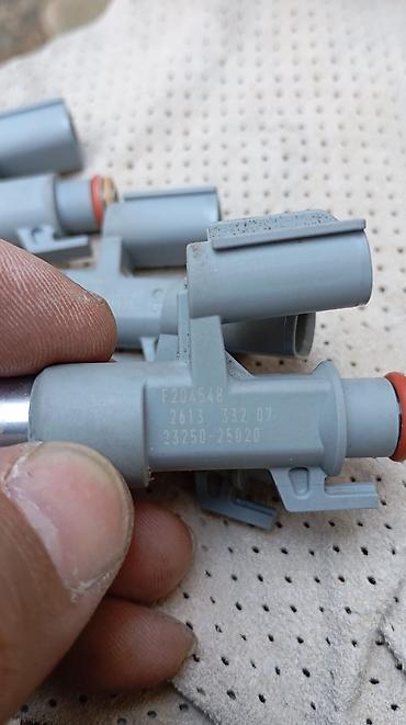Форсунки топливные Denso/Toyota 220 (маркировка на корпусе: 220, 2613