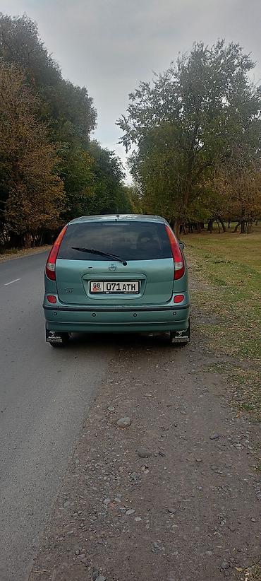 Nissan Almera Tino: 2001 г., 1.8 л, Кол менен иштөөчү, Бензин, Вэн/Минивэн — 5