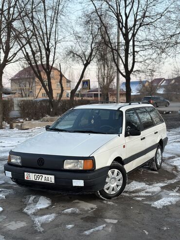 Volkswagen: Volkswagen Passat: 1991 г., 1.8 л, Механика, Бензин, Универсал