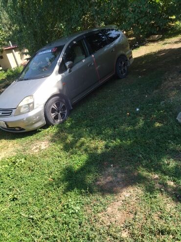 или меняю на дом: Honda Stream: 2002 г., 2 л, Типтроник, Бензин, Минивэн