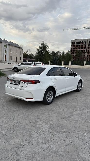 Toyota: Toyota Corolla: 2022 г., 1.8 л, Автомат, Гибрид, Седан — 3