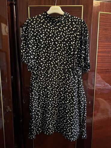 Dəstlər, kostyumlar: Her bir paltarin qiymeti 20 Azn, kime maraqlqidirsa hansi paltar yazin — 16