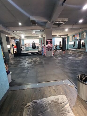 купить офис в бизнес центре: Сатам Офистик 255 кв. м, Ремонту бар, Эмерексиз, Көп кабаттуу имарат, 1 кабат