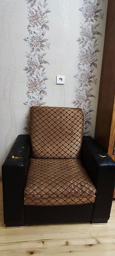 Mebel dəsti – 1 divan + 2 kreslo - Üslub: Müasir, minimal xətli. -