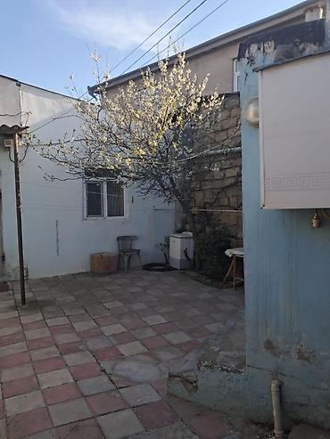 hamam dusu: Hövsan qəsəbəsinin mərkəzində yol qıragında 1,2 sotun icində 2 otaqlı — 6