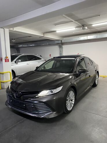 Toyota: Toyota Camry: 2018 г., 2.5 л, Автомат, Бензин, Седан