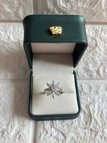 Prstenje: Prstenovi sa cirkonima podesivi– elegantni modeli. - Boja metala — 12