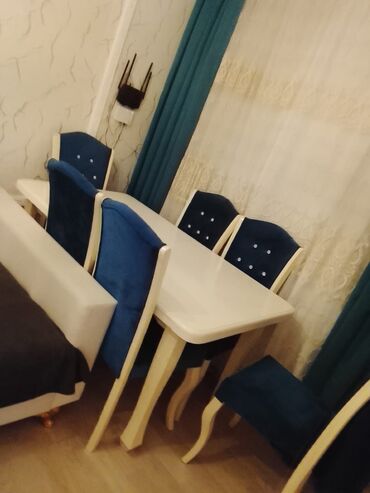 Masa dəsti satılır 200₼. Yaxşı vəziyyətdədir.Heç