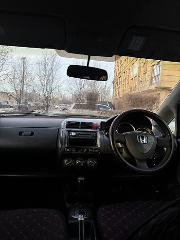 Honda: Honda Fit: 2003 г., 1.3 л, Вариатор, Бензин, Хэтчбэк — 10