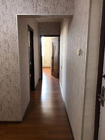 Uzunmüddətli kirayə mənzillər: Cox Təcili. Xətai metrosunun yaxınlığında 18 mərtəbəli binanin 11 ci — 14