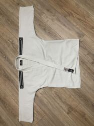 манекен груша купить: Adidas kimanosu tam ideal vezyətdə 1-2ay 
giyilip Razmer 160-165