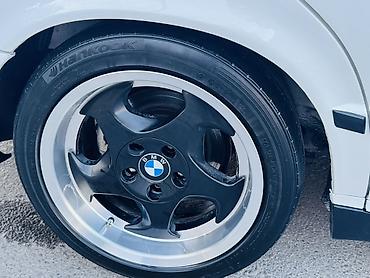 x5 bmw 2018: BMW 5 series: 1990 г., 2 л, Механика, Бензин, Седан — 10