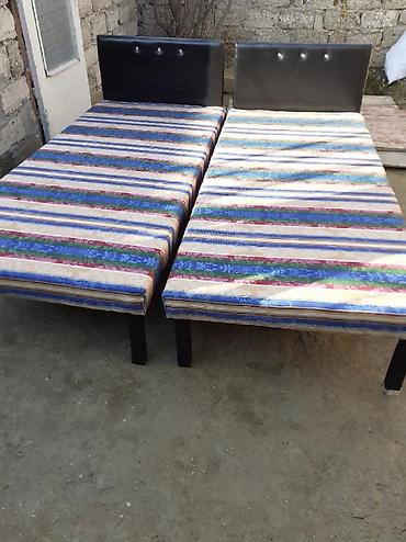 Kravat taza 
Hazırı var 
Çatdırılma münasib qiymata — 1