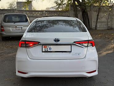 чанган гибрид цена: Toyota Corolla: 2021 г., 1.8 л, Гибрид, Седан — 4